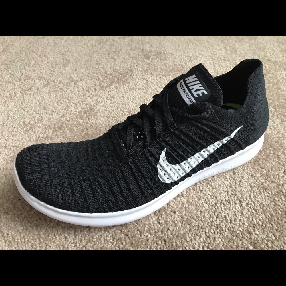 RARE men’s Nike 2017 Free RN Flyknit Running Shoes